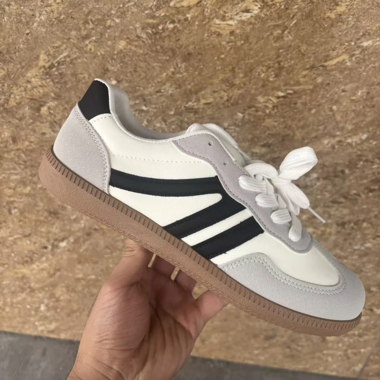 Women’s Nova Retro Colorblock Sneakers – Casual Lightweight Comfort Trainers